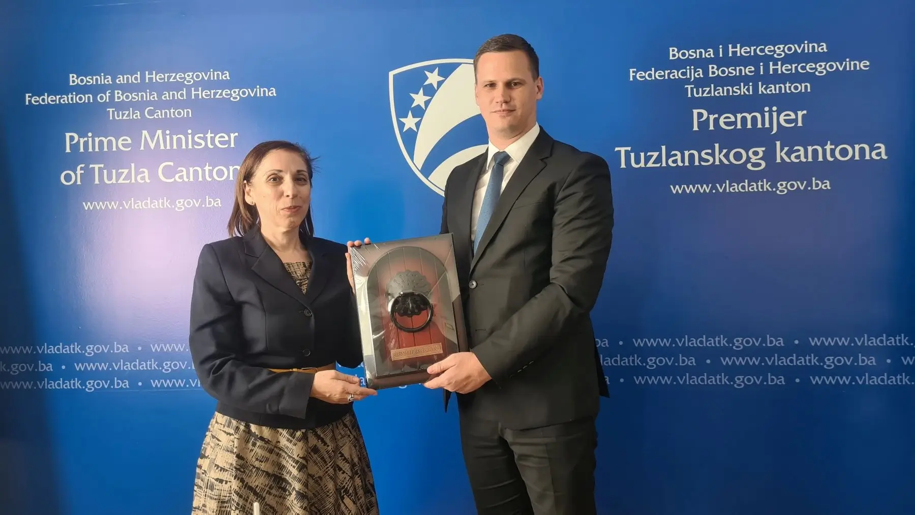 Premijer Halilagić primio u posjetu ambasadoricu Grčke u BiH